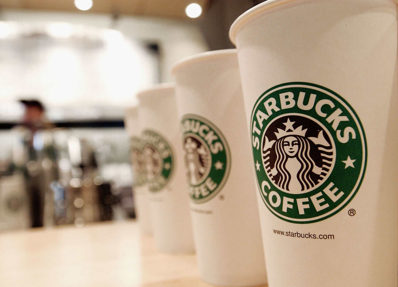 1971: Starbucks
